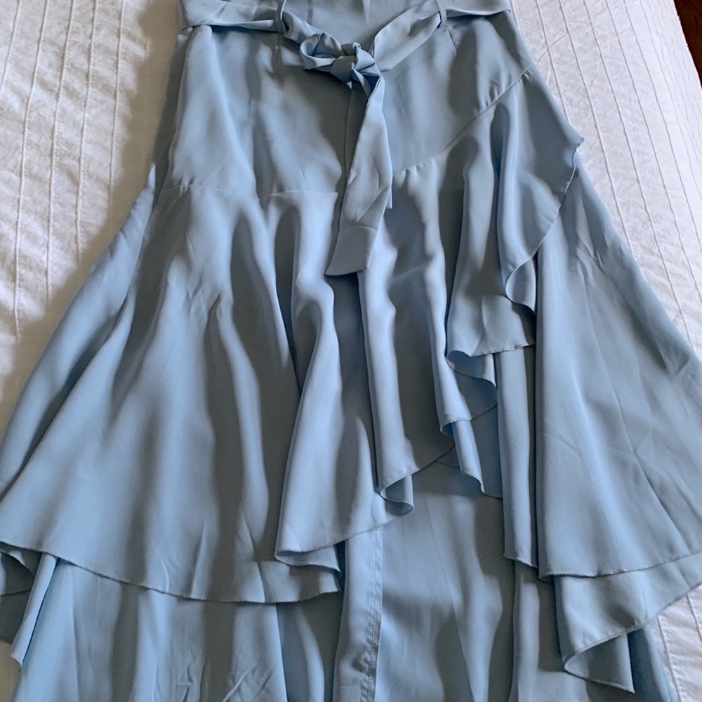 NWOT . HYFVE women skirt !size M.